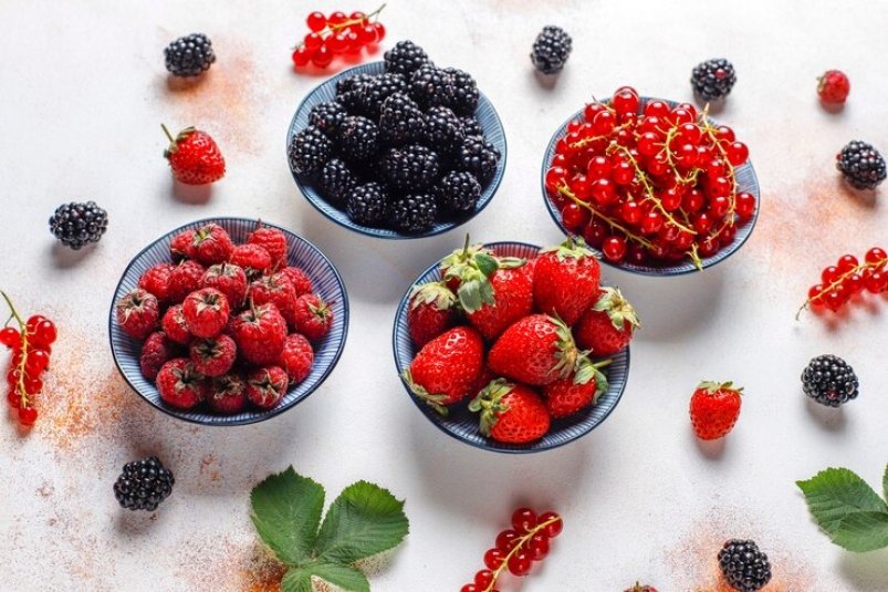 Вам за 50: ешьте всего горсть этих ягод в день, и вы сохраните отменную память