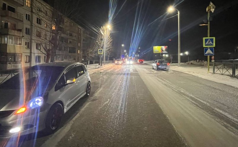 В Улан-Удэ иномарка сбила мальчика и девочку на 