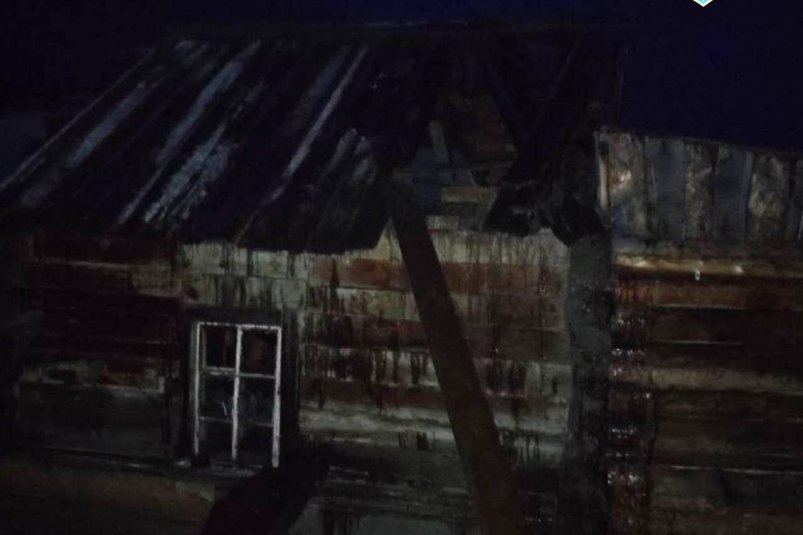 Самодельный обогреватель вызвал пожар в Бурятии. Пострадал человек