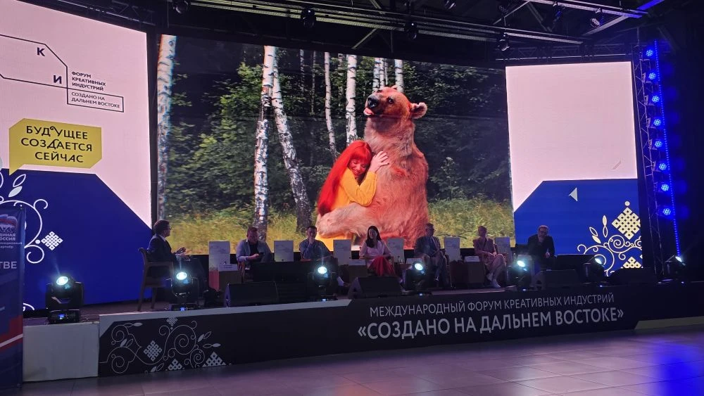 Команда за две недели организовала съёмки по всей стране. UlanMedia