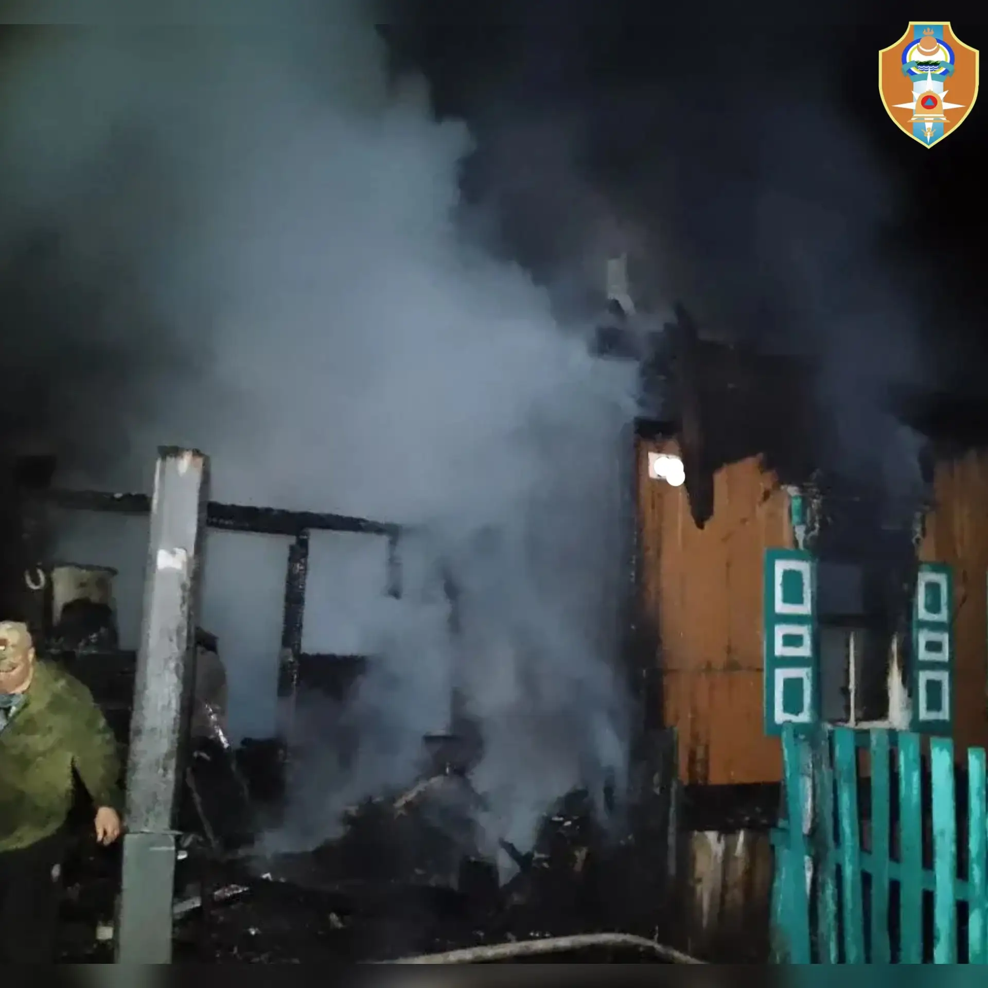 В Бурятии при пожаре пострадал подросток агентство ГО и ЧС Бурятии