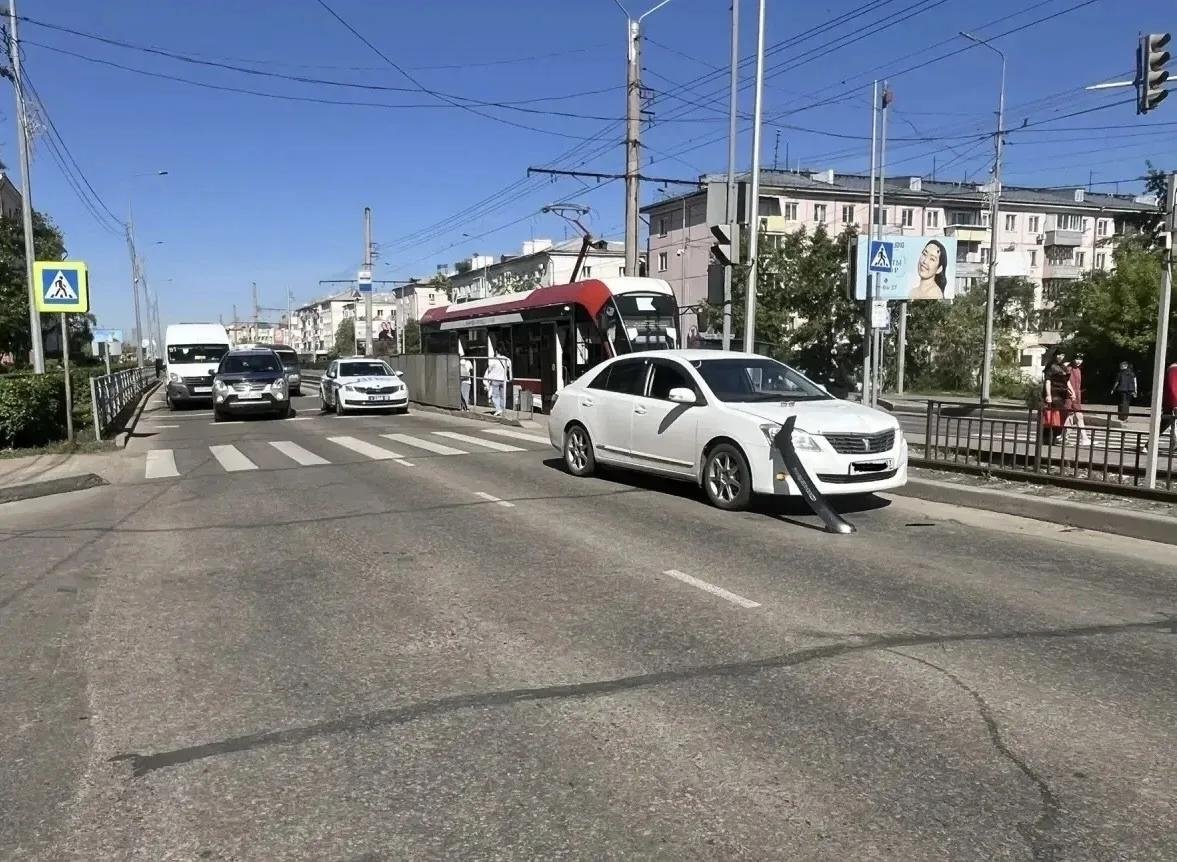 Пострадавшая вышла на дорогу на &quotкрасный&quot на Республиканской больнице ГИБДД по Бурятии