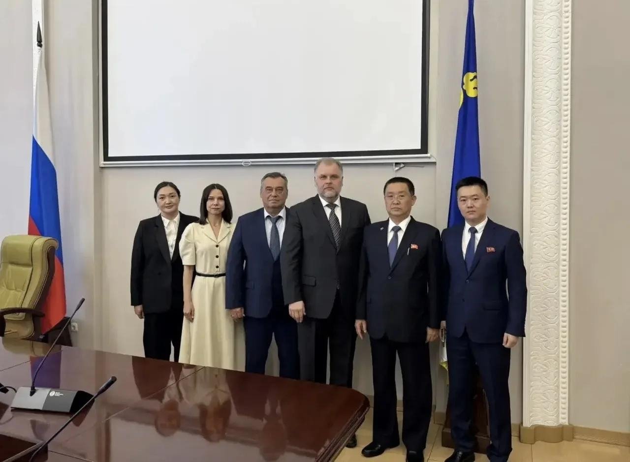 Бурятия и Северная Корея намерены развивать связи в экономике, строительстве и образовании пресс-служба правительства Бурятии