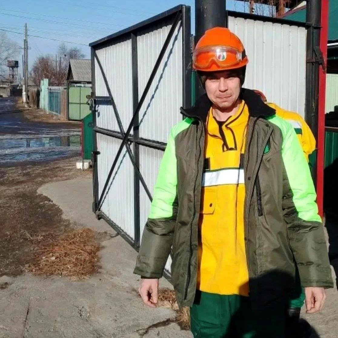 Житель Бурятии стал десантником-пожарным благодаря соцконтракту пресс-служба правительства Бурятии