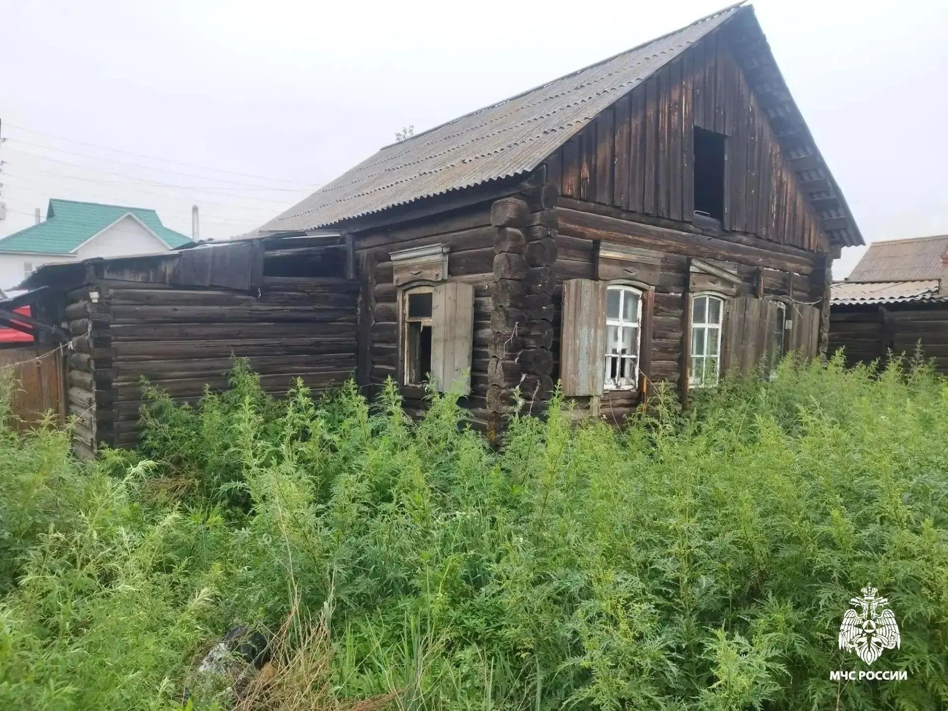 В ходе тушения обнаружено тело мужчины 1958 года рождения без признаков жизни МЧС по Бурятии