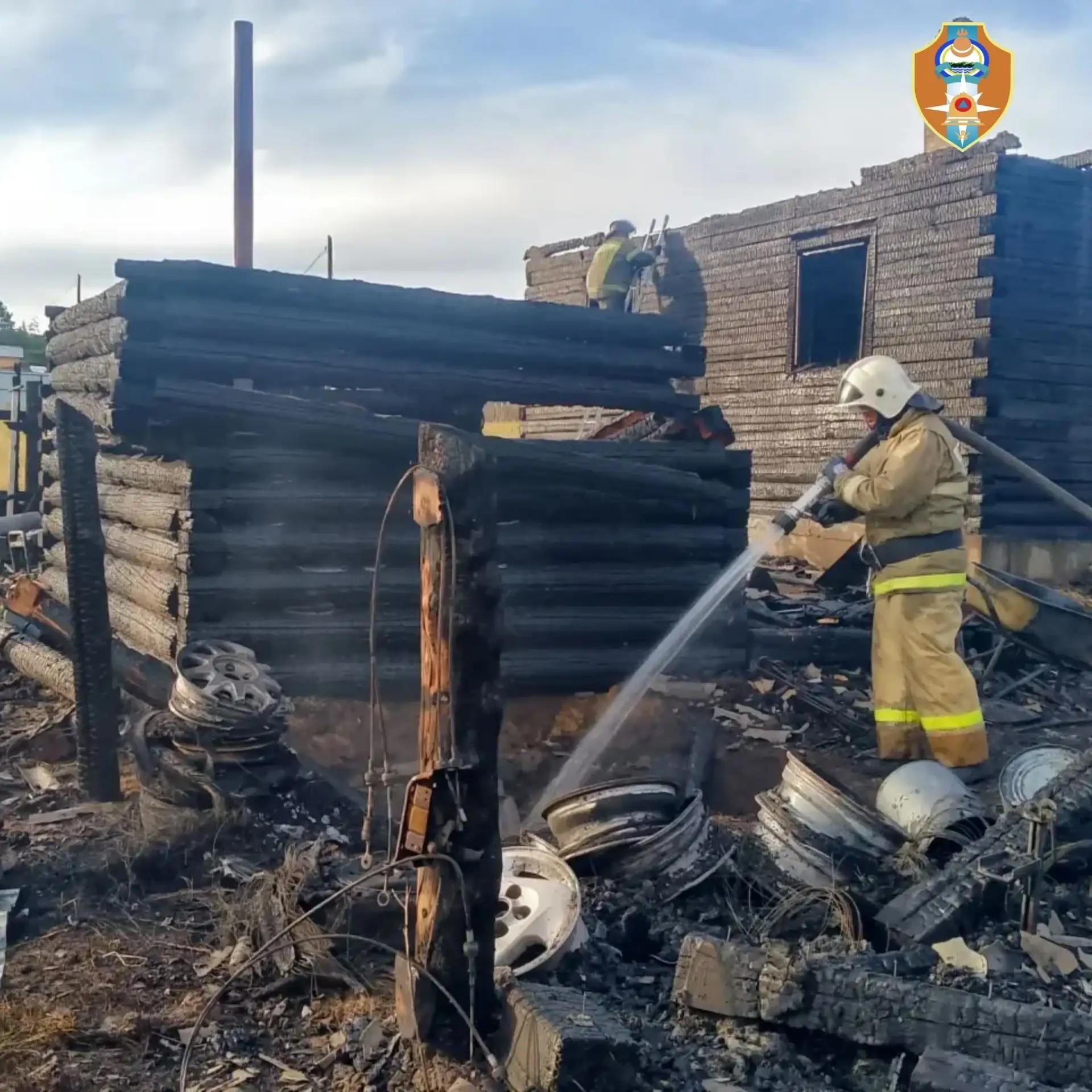 Пожар уничтожил имущество жителя Заиграево в одночасье агентство ГО и ЧС Бурятии