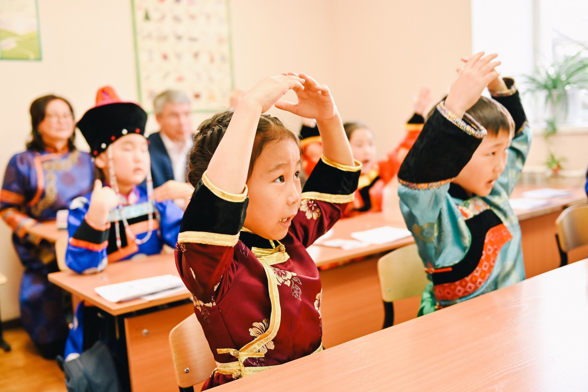 Бурятский язык как родной изучают в 108 школах правительство Бурятии