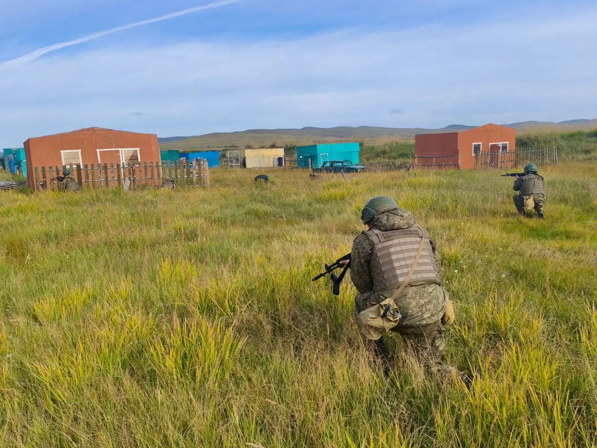 Опытные военные с передовой готовят мотострелков Восточный военный округ
